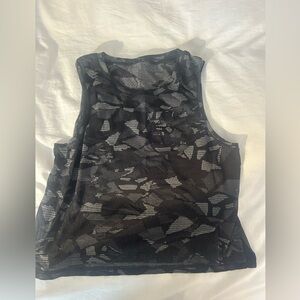 Lululemon tank top size 4